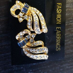 Clip on earrings (4 pairs)